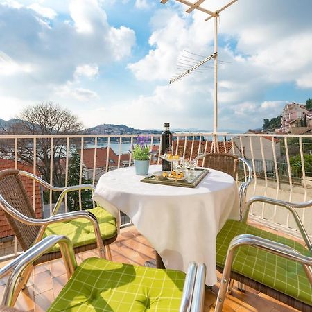 Seagulls Blue Bay Apartments ドゥブロブニク エクステリア 写真