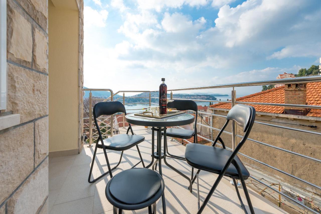 Seagulls Blue Bay Apartments ドゥブロブニク エクステリア 写真